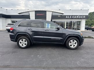 Used 2014 Jeep Grand Cherokee Laredo w/ Quick Order Package 23E AWD/4WD video 2