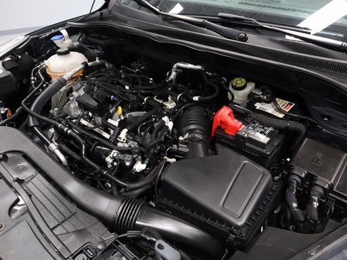 Certified 2022 Ford Escape SE w/ Cold Weather Package image 13