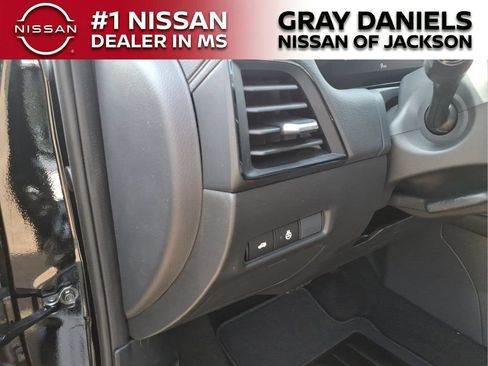 New 2026 Nissan Sentra SV w/ SV Convenience Package FWD image 12