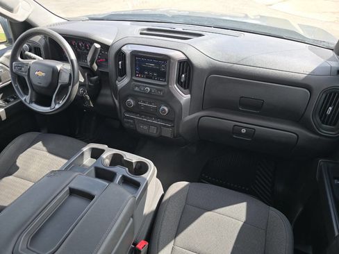 Used 2022 Chevrolet Silverado 1500 Custom image 24