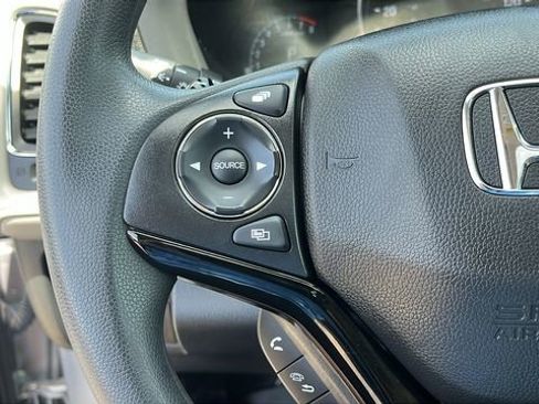 Used 2020 Honda HR-V EX image 12