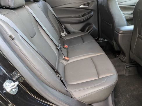 Used 2025 Buick Encore GX Sport Touring AWD/4WD image 35