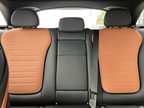 Certified 2025 Mercedes-Benz GLC 300 4MATIC image 60