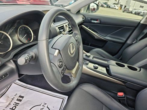 Used 2014 Lexus IS 250 image 25