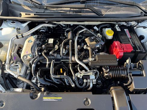 Used 2025 Nissan Sentra SV image 31