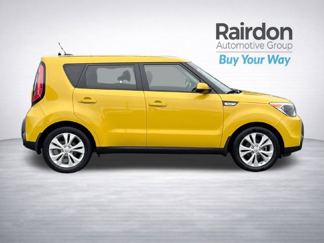 Used 2015 Kia Soul + FWD image 8