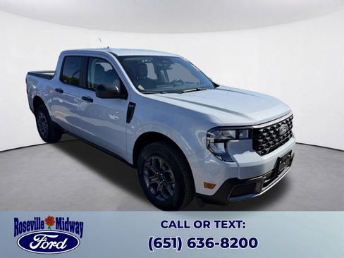 Used 2025 Ford Maverick XLT FWD image 3