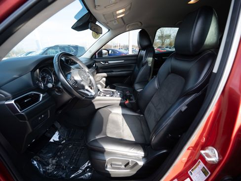 Used 2018 MAZDA CX-5 Touring image 9