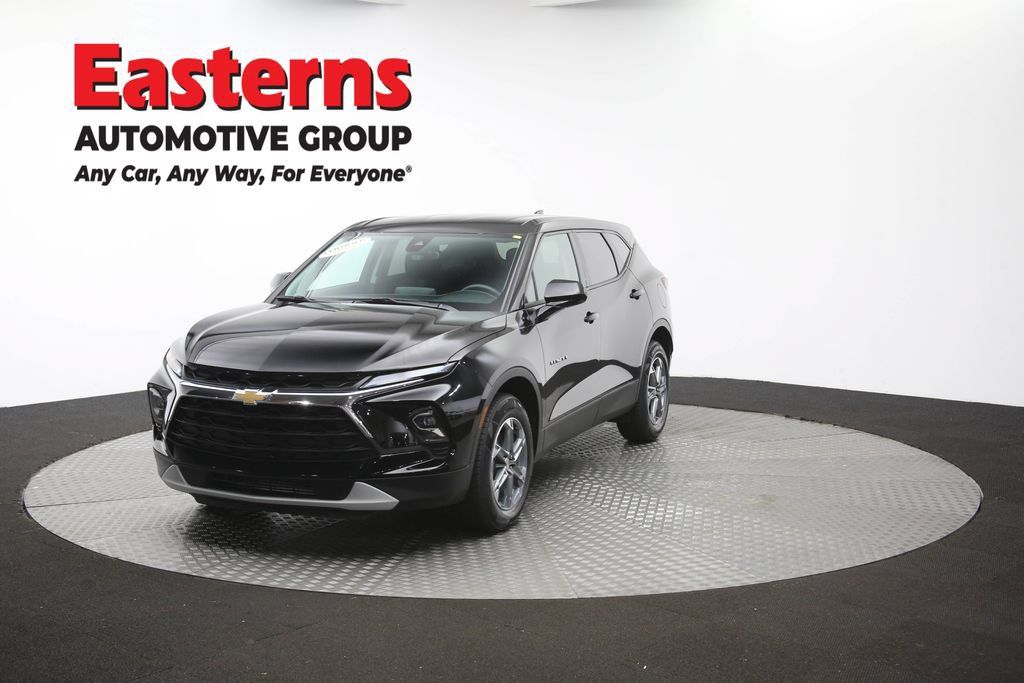 Used 2025 Chevrolet Blazer LT FWD image 56