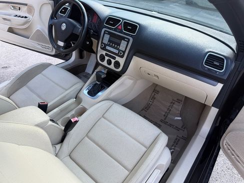 Used 2008 Volkswagen Eos Komfort FWD image 15