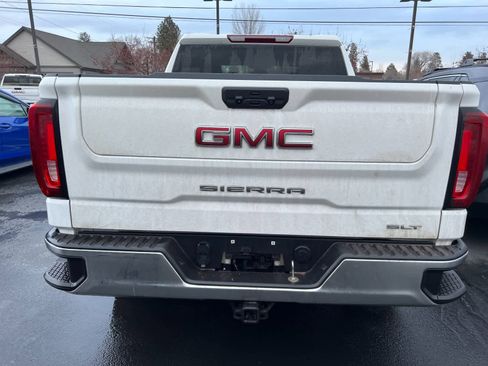 Used 2024 GMC Sierra 1500 SLT image 4