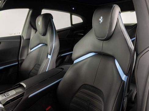 Used 2026 Ferrari Purosangue AWD/4WD image 50