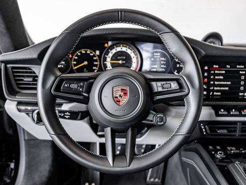 Certified 2024 Porsche 911 GT3 RWD image 18
