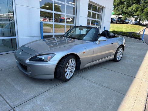 Used 2007 Honda S2000 image 8