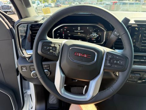 New 2026 GMC Sierra 2500 SLE AWD/4WD image 16