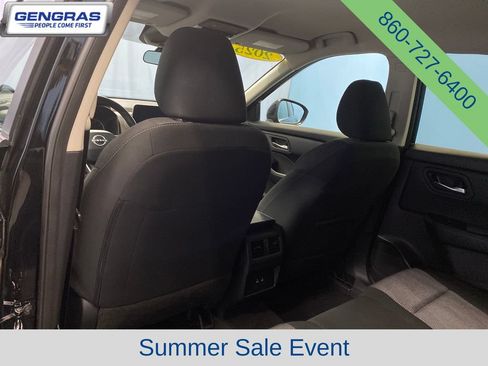 Used 2025 Nissan Rogue SV AWD/4WD image 27