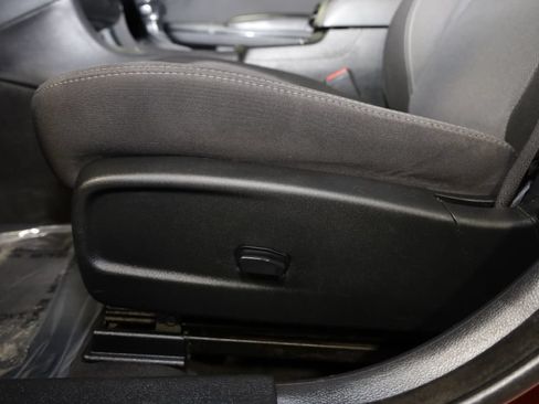 Used 2018 Dodge Charger SXT w/ Blacktop Package RWD image 13