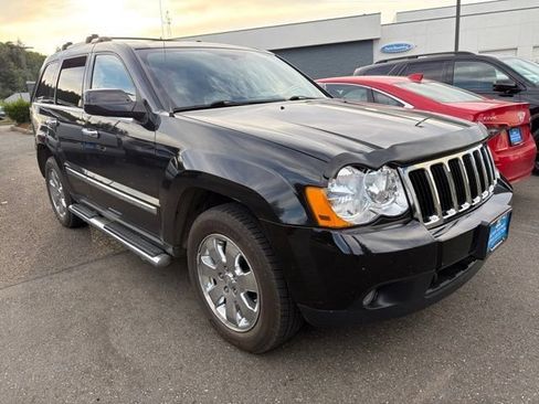 Used 2010 Jeep Grand Cherokee Limited w/ Mopar Chrome Edition Group AWD/4WD image 3