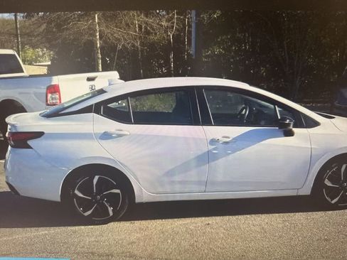 Used 2024 Nissan Versa SR w/ Trunk Package image 6