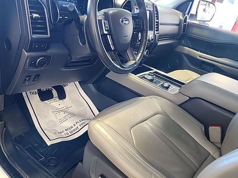 Used 2021 Ford Expedition Max Limited image 3