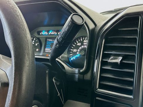 Used 2015 Ford F150 XL w/ Equipment Group 101A Mid AWD/4WD image 16