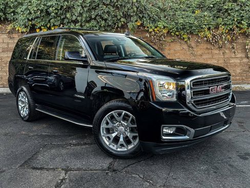 Used 2020 GMC Yukon SLT w/ Open Road Package image 15