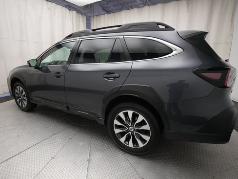 Used 2023 Subaru Outback Limited XT AWD/4WD image 35