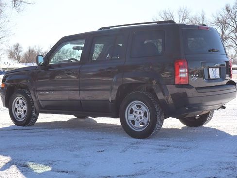 Used 2014 Jeep Patriot Sport w/ Power Value Group image 7