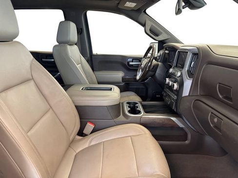 Used 2019 GMC Sierra 1500 SLT w/ SLT Premium Plus Package AWD/4WD image 17