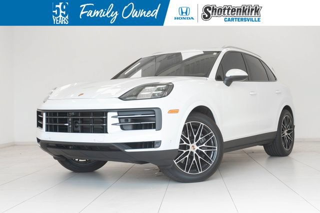 Used 2025 Porsche Cayenne w/ Premium Package Plus AWD/4WD image 1