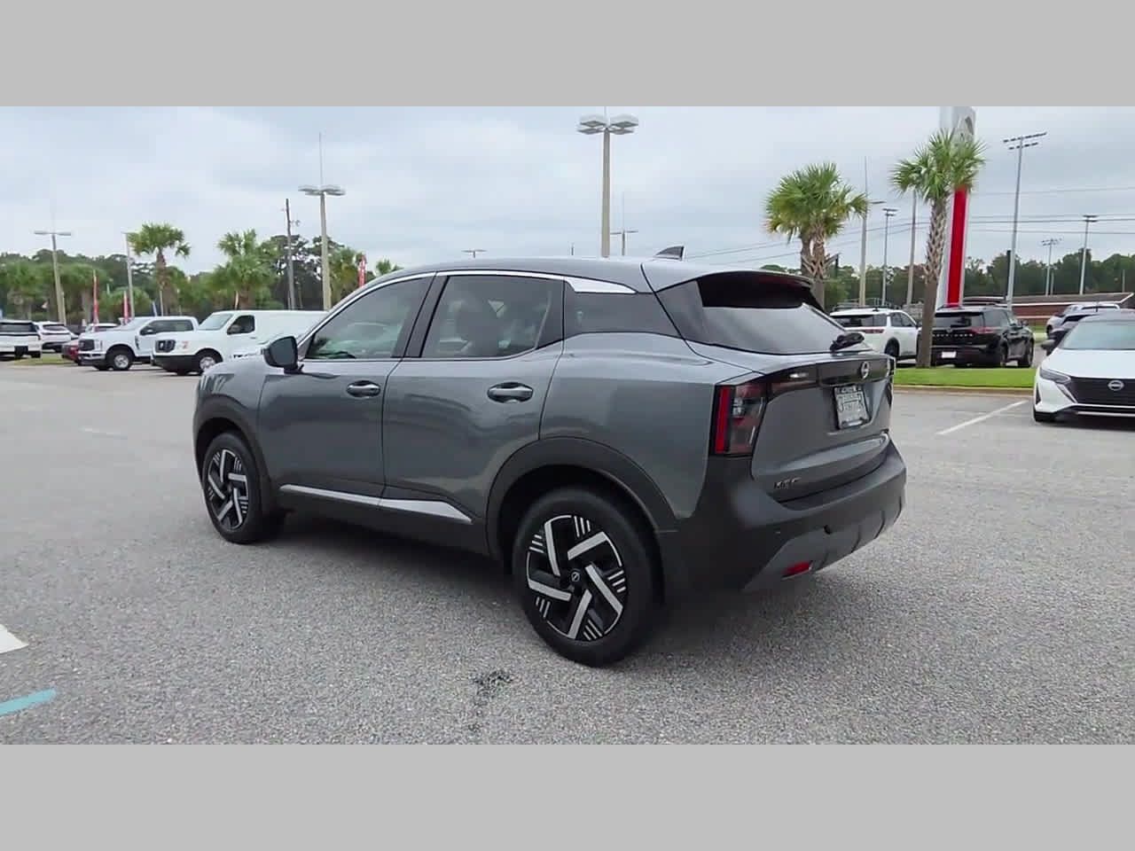 Used 2025 Nissan Kicks SV FWD image 28