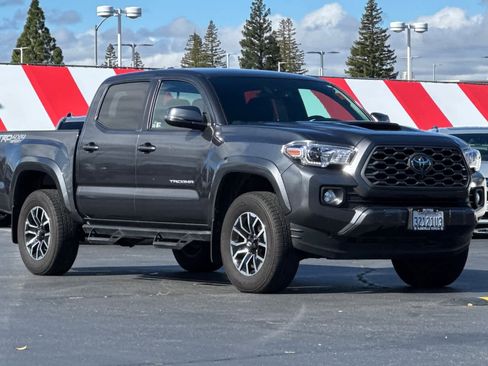 Certified 2023 Toyota Tacoma TRD Sport w/ Advanced Technology Package image 5