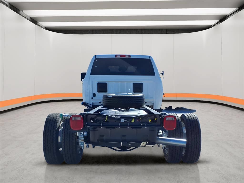 New 2026 RAM 4500 Tradesman w/ Chrome Appearance Group AWD/4WD image 5