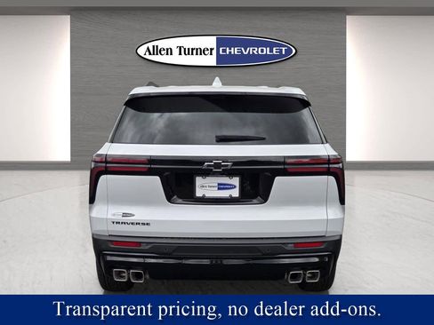 New 2026 Chevrolet Traverse LT w/ Midnight/Sport Edition FWD image 7