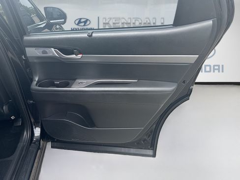 Used 2023 Hyundai Palisade SEL w/ Premium Package FWD image 28
