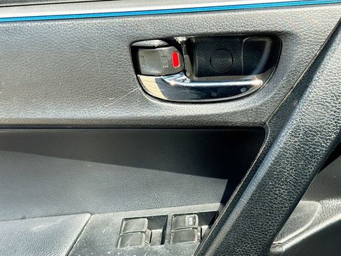 Used 2016 Toyota Corolla S FWD image 20