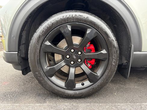 Used 2020 Ford Explorer ST w/ ST Street Pack image 13