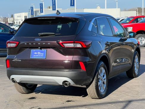 Used 2023 Ford Escape Active image 8