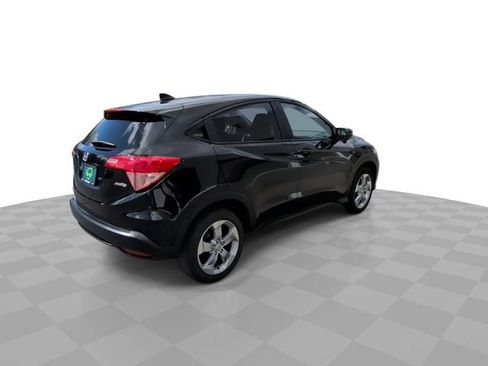 Used 2017 Honda HR-V EX image 8