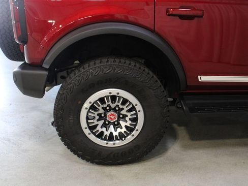 New 2026 Ford Bronco Outer Banks w/ Sasquatch Package AWD/4WD image 26