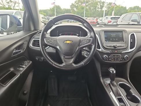 Used 2019 Chevrolet Equinox LT FWD image 14