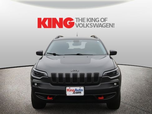 Used 2019 Jeep Cherokee Trailhawk image 8