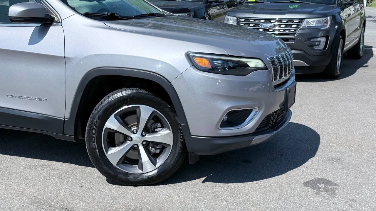 Used 2020 Jeep Cherokee Limited AWD/4WD image 18