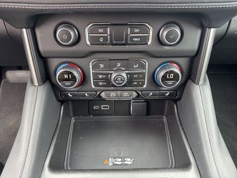 Used 2023 Chevrolet Tahoe Z71 AWD/4WD image 27