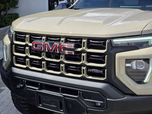 Used 2024 GMC Canyon AT4X w/ AT4X AEV Edition AWD/4WD image 8