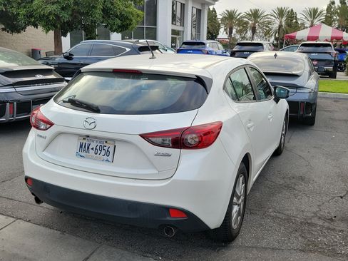 Used 2015 MAZDA MAZDA3 i Touring FWD image 4