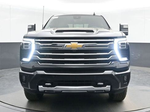 New 2026 Chevrolet Silverado 2500 High Country w/ Technology Package AWD/4WD image 3