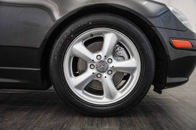 Used 2003 Mercedes-Benz SLK 320 image 38