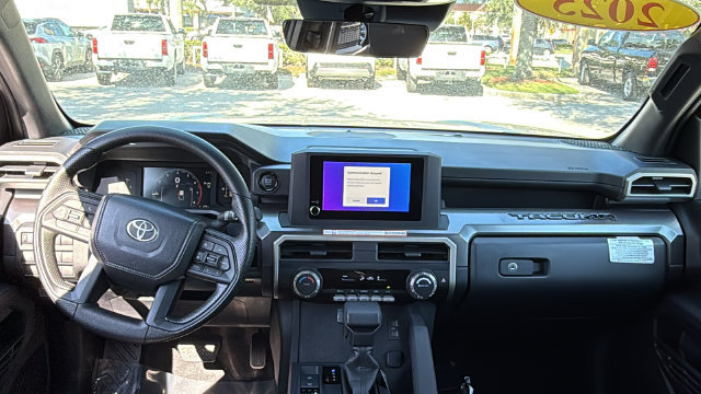 Used 2025 Toyota Tacoma SR5 AWD/4WD image 12