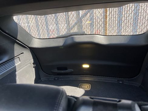 Used 2016 Lincoln MKX Reserve w/ Technology Package image 12